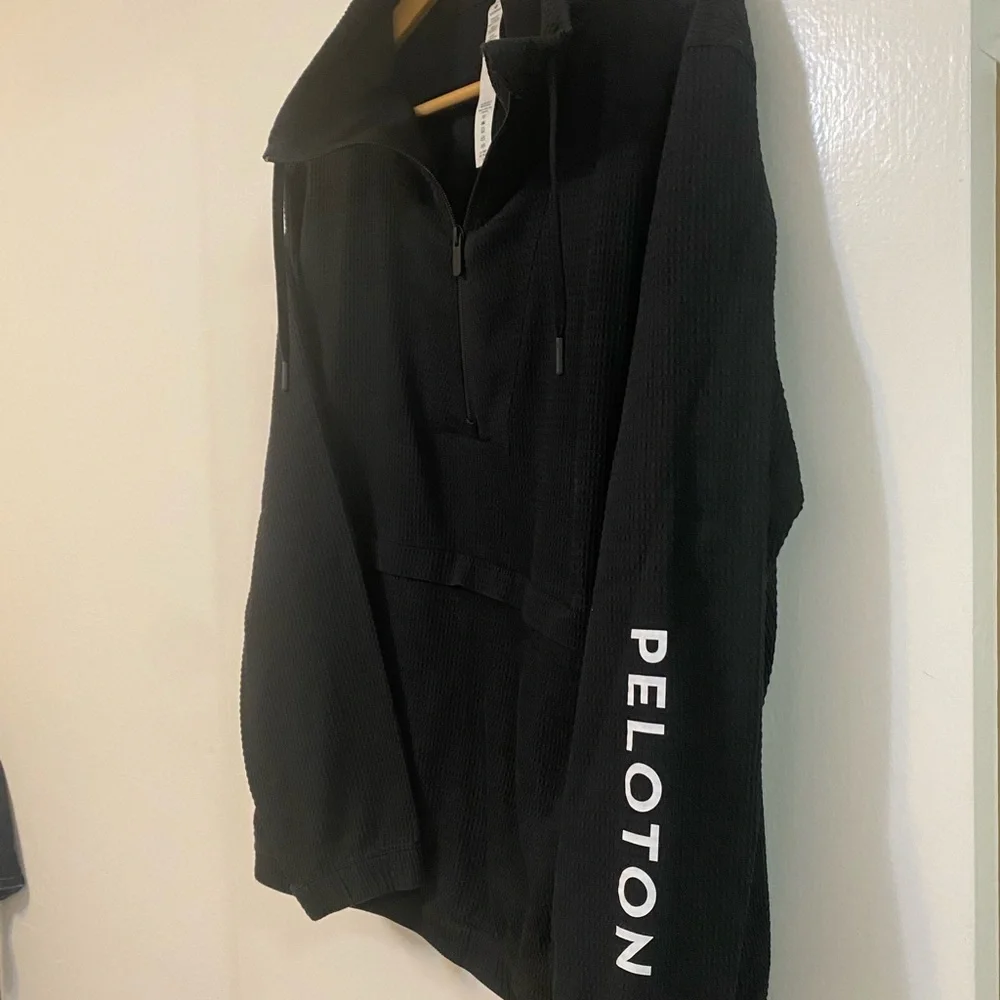 Lululemon Athletica /Peloton Black Anorak Pullover - Picture 4 of 8